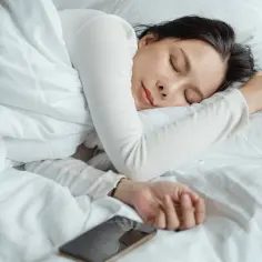 Poznaj suplement wspierający sen oraz zdrową dietę – Calm Sleep
